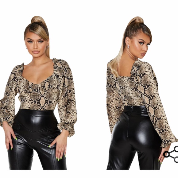 PrettyLittleThing Tops - ⭐️ PRETTYLITTLETHING Nude Woven Cup Detail Long Sleeve Crop Top Python Print